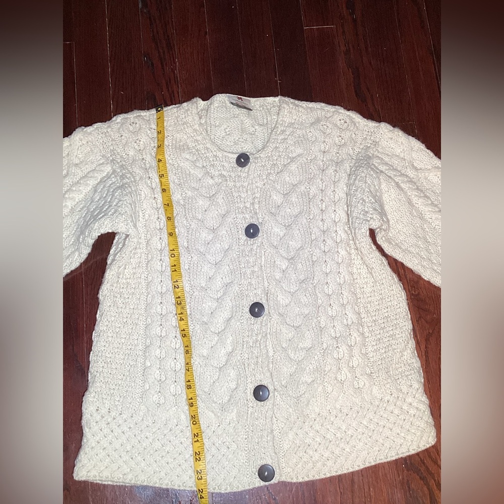 Carraigdonn 100% merino wool Cable Knit Cream Sweater size large - Picture 13 of 13